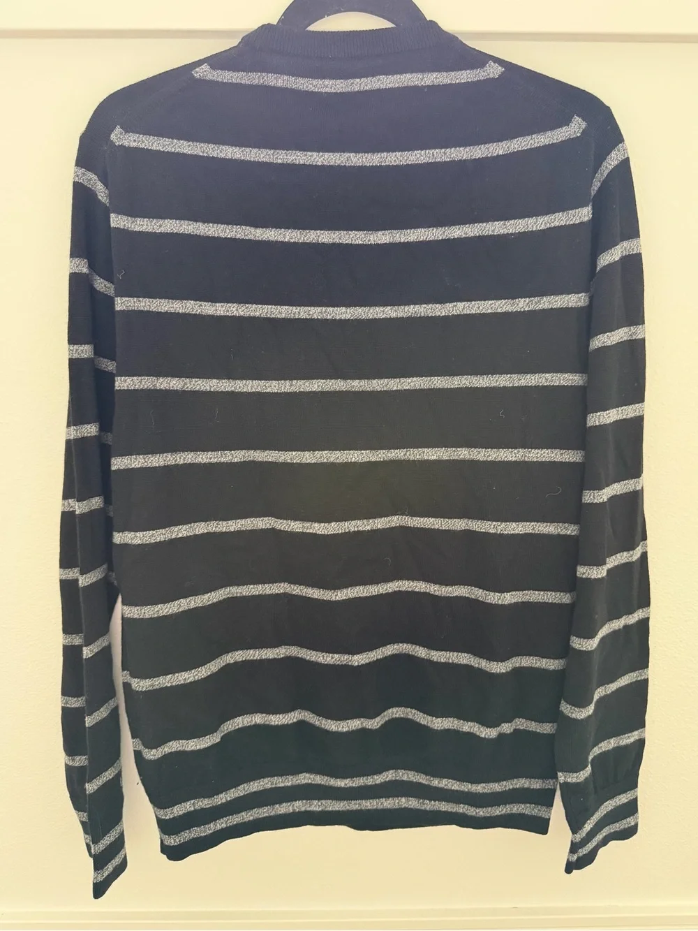 Club Monaco Black Crewneck Sweater with Gray Stripes Men! New!